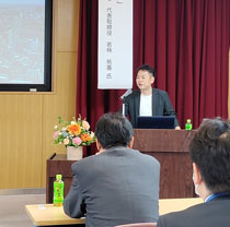 講師の若林氏